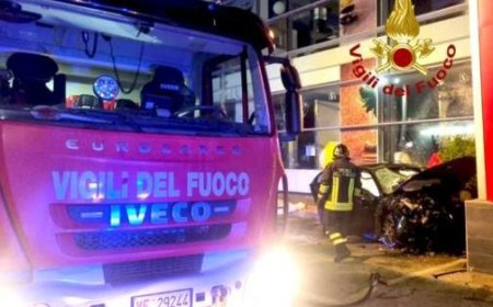 Quatre jeunes de 20 ans décèdent dans un accident de la route dans la province d’Avellino