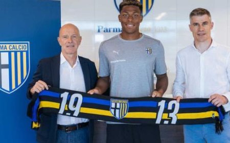 Suzuki Officially Signs with Parma FC and Arrives in Collecchio – See the Photos!