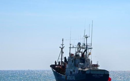 34 migrants arrivent à Ravenna sur l’Aita Mari, trois seront hébergés à Parme