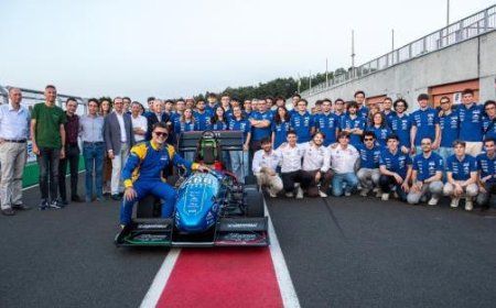 UniPr Racing Team präsentiert den Dnf24: das Auto ohne Fahrer