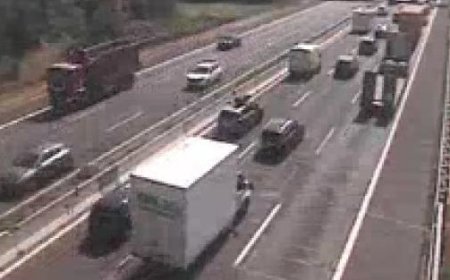 Accident sur l’A1 : 2 kilomètres de bouchons entre le bretelle A1/A15 et Campegine. Sortie recommandée à Parme Ouest pour ceux qui viennent de Milan