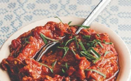 Une délicieuse recette à base d’aubergines et de poivrons : Lutenitsa – Un cadeau culinaire