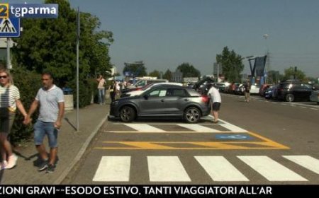 Les touristes se pressent à Parme pendant le weekend de l’exode estival – Reportage vidéo