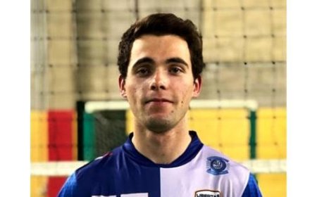Le père tente de réconforter Filippo Turetta en prison. L’interview fuite et la polémique politique éclate