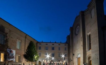 Alda Merinis Stimme kehrt in Parma zurück bei einem Abend voller Musik und Poesie