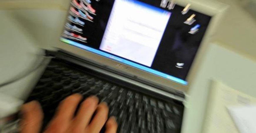 Un homme s’est suicidé après un chantage sexuel à Modène. Un des maîtres chanteurs arrêté. Ils ont réussi à obtenir environ 70 000 euros.