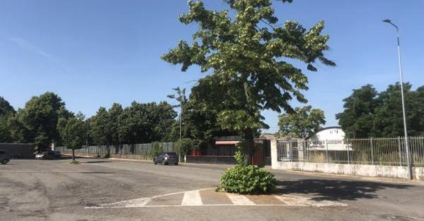 Mann bei Schlägerei in der Via del Taglio niedergestochen: Zustand ernst