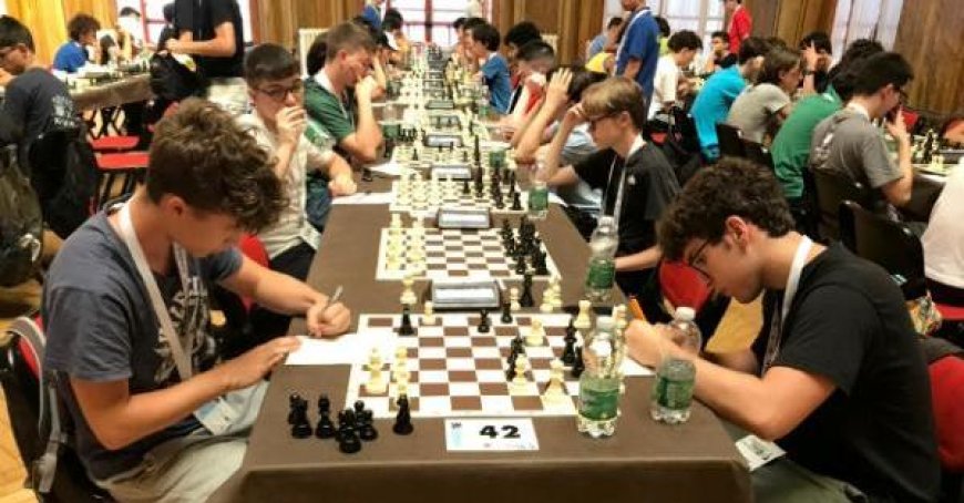 Schach: Organisatoren (kontrovers) schreiben an Hostels