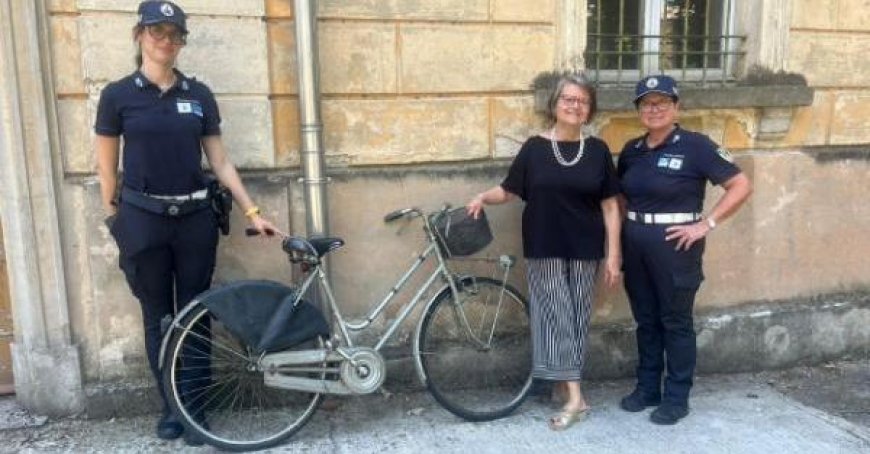 Volunteers’ bikes stolen: local police find the culprits