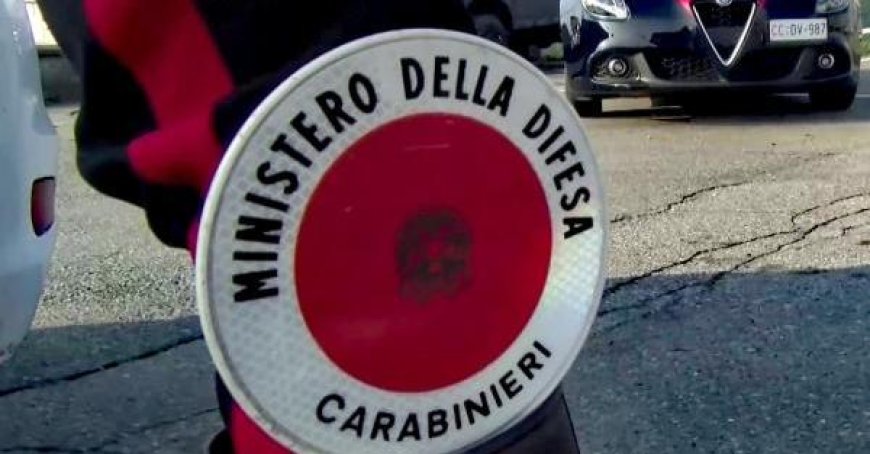 Scandale en Italie : Parmigiano paie 22 000 euros pour une voiture achetée sur internet qui ne sera jamais livrée, la concession était une arnaque