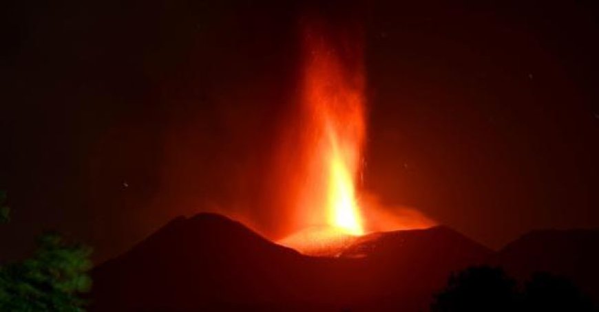 Catania Airport Gradually Reopens After Etna Eruption