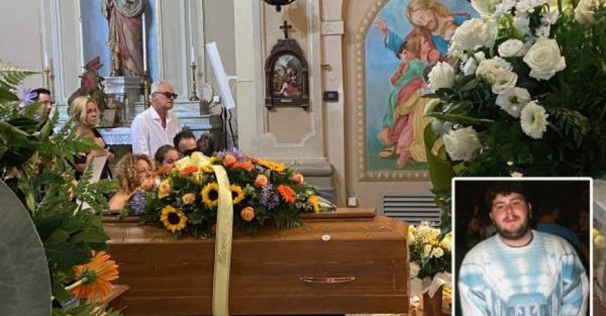 Blumen, Tränen und viel Emotionen beim letzten Abschied von Gabriele Salvadori
