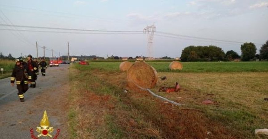 Tödlicher Autounfall in Mailand: 23-Jähriger stirbt, zwei weitere junge Menschen verletzt