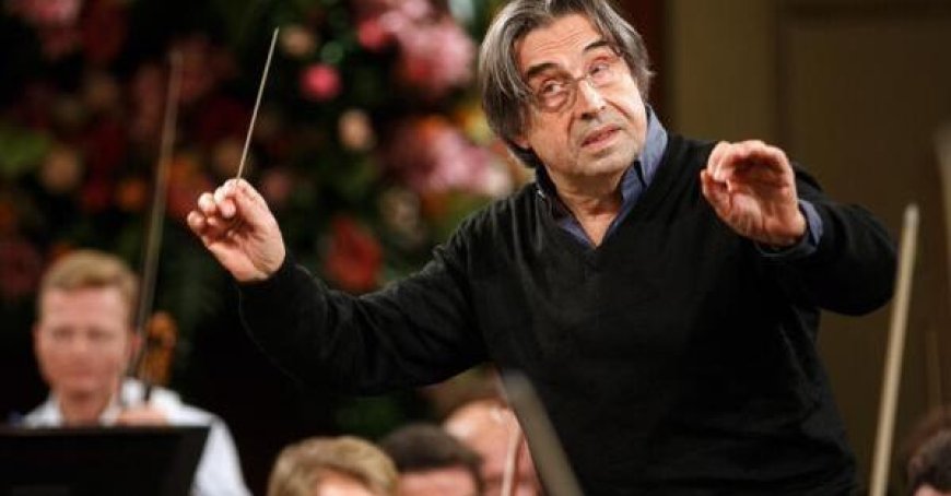 Riccardo Muti wird 83 Jahre alt: Unterstaatssekretär Mazzi wünscht dem Dirigenten alles Gute