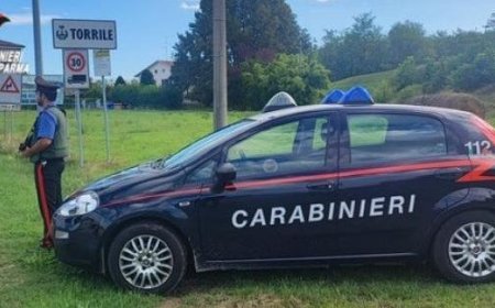 Un Italien de 47 ans surpris en train de conduire avec un permis révoqué, se fait passer pour son frère.