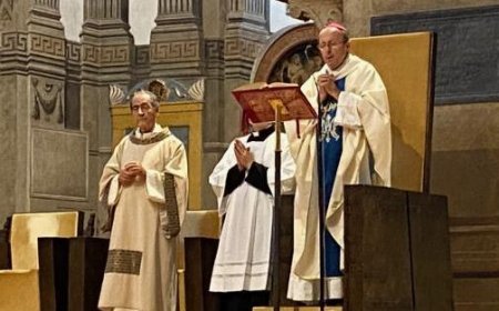 Fête de l’Assomption, lors de la messe à la cathédrale, prière pour la paix
