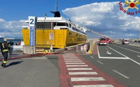 Incendie à bord d’un ferry au départ de Piombino (vers l’Elbe), évacuation en cours