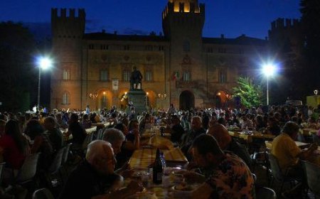 La “Sègra ad San Bartlamè, Trippa” à Busseto se termine ce soir