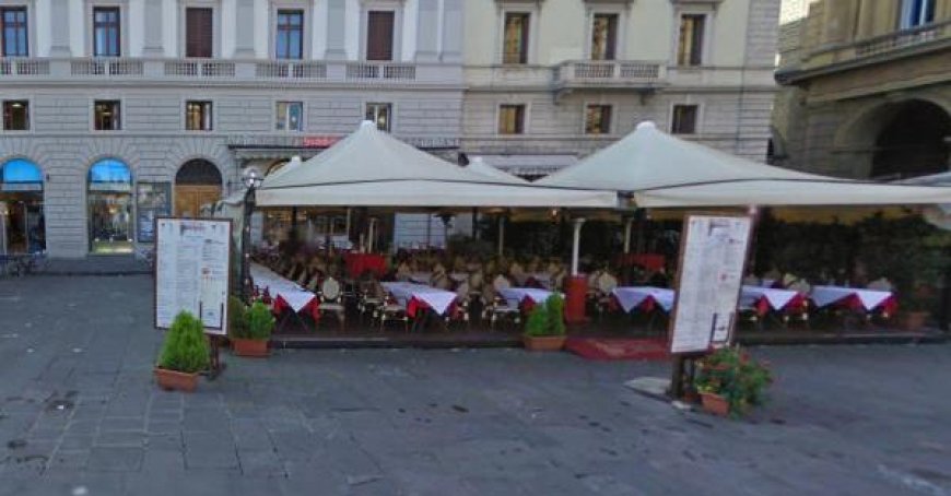 Historic “Giubbe Rosse” Reopens in Florence, Becomes Gathering Place for Artists from Da Montale to Gadda