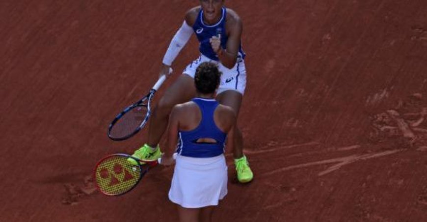 Spektakulär im Tennis mit dem Doppel Paolini-Errani. Super Paltrinieri: Silber in den 1500 Freistil hinter Finke (Weltrekord)