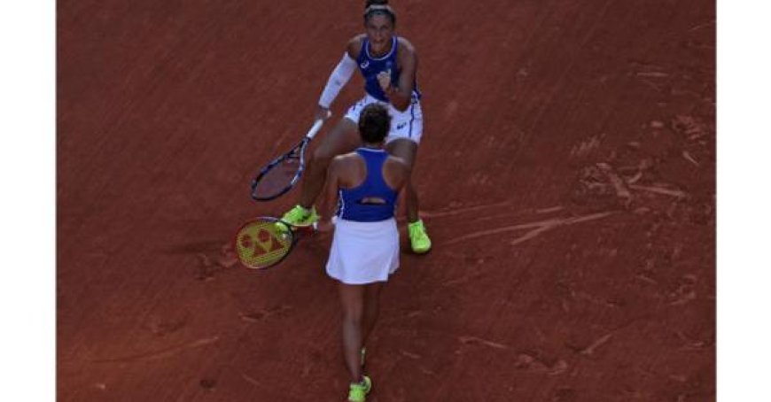 Paolini-Errani Doubles Secure Stunning Gold in Tennis, Paltrinieri Takes Silver in 1500 Freestyle Behind World Record Holder Finke