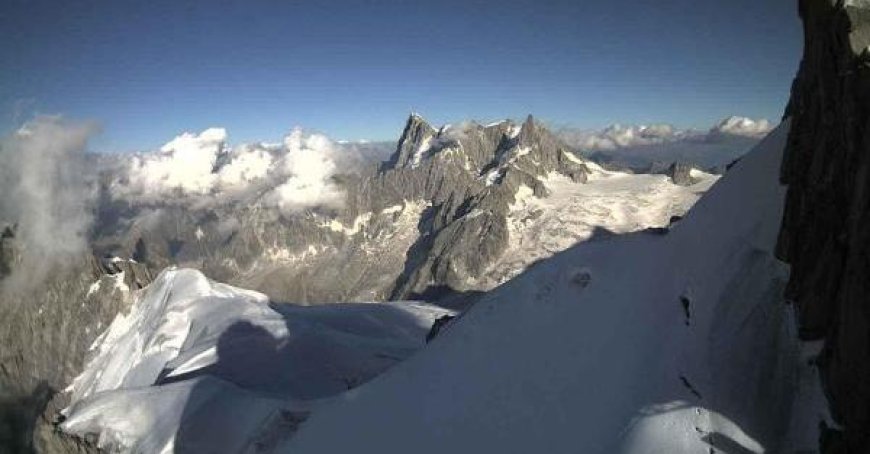 Serak auf dem Monte Bianco eingestürzt, Rettungsdienste alarmiert