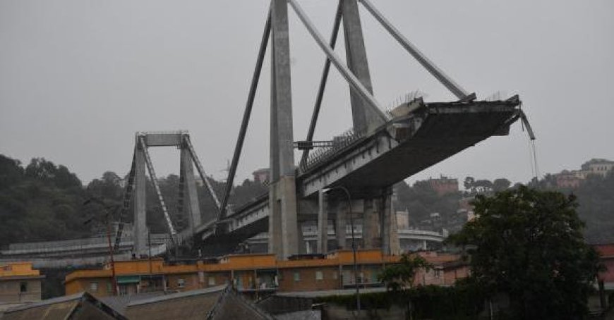 Genève se souvient du massacre du Pont Morandi avec 43 roses – Photo