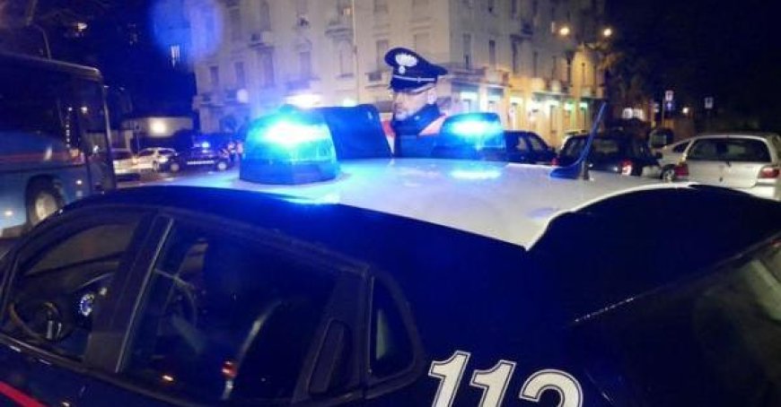 Des cambrioleurs en fuite renversent un homme et son fils d’un an en plein centre de Viareggio