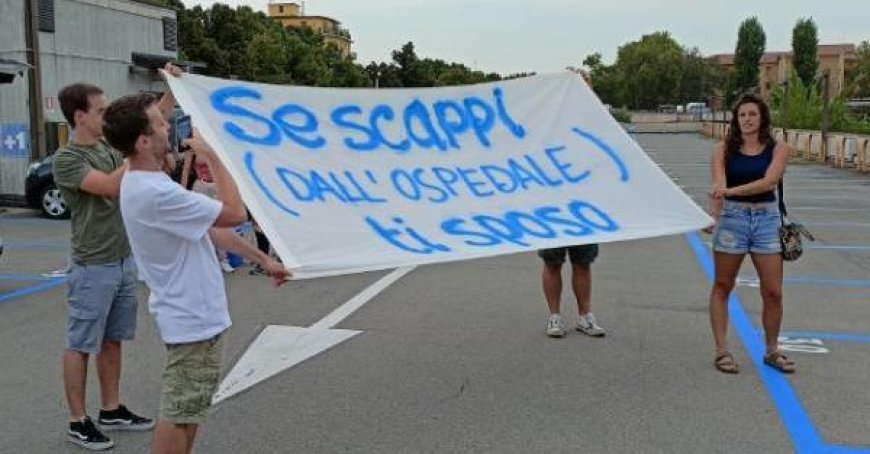 La proposition : «Si tu t’échappes (de l’hôpital) je te marie»