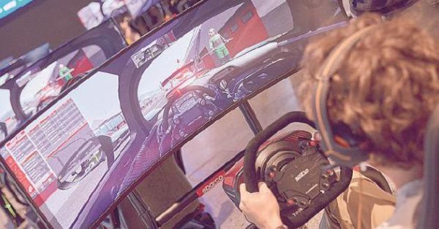 Neuer Fahrsimulator im Village ermöglicht das Erleben des Nervenkitzels beim Fahren des Dallara Stradale