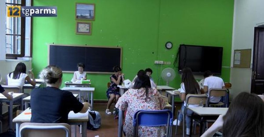 Reparaturprüfungen an weiterführenden Schulen gestartet. Auch in Parma – Video