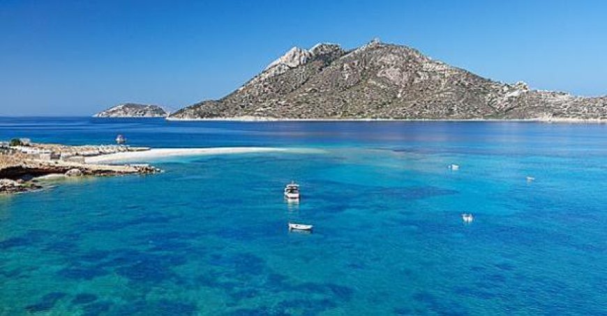 Auf der Insel Amorgos in den Kykladen. Zwischen Klöstern und dem Triumph des Blaus