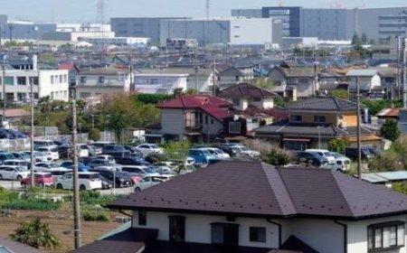 Japanisches Mädchen wirft sich ins Leere und tötet dabei auch eine Frau