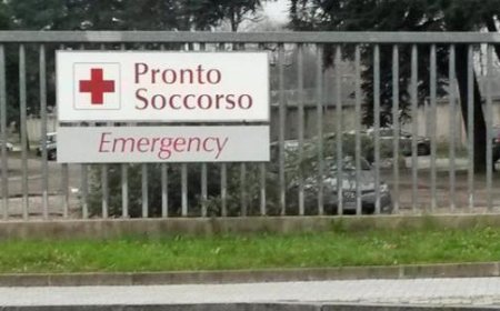 Une fillette de 4 ans renversée par une voiture en marche arrière dans la région de Milan : la situation est grave