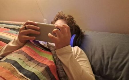 L’utilisation du smartphone au lit diminue la qualité du sommeil