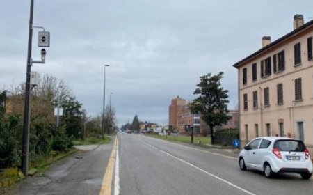 Vertrauen, der Autovelox-Fall: Auseinandersetzung und Antwort zwischen Aiello und dem Bürgermeister