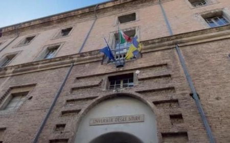 Konferenz über die Zukunft der Ukraine in Parma abgehalten