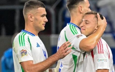 Italien besiegt Israel 2-1: Frattesi mit Brusttor, dann Kean. Abu Fani verkürzt in der 90. Minute. Gruppe ultra-italienischer Fans während israelischer Hymne abgeneigt.