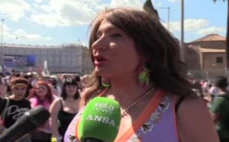 Luxuria au Biella Pride, “la droite ne s’occupe pas de nous”