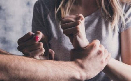 Les hommes violents : quand il demande aussi de l’aide
