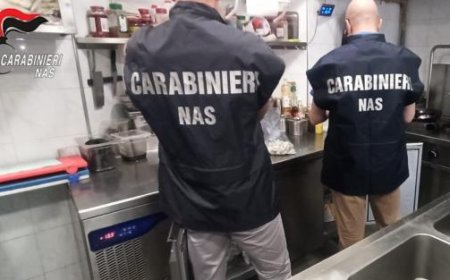 Nas kontrolliert 57 kg abgelaufene Lebensmittel in einem Bar-Restaurant in den Apenninen und beschlagnahmt diese