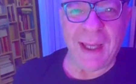 Belen Strip for 40th Birthday, Donnarumma Becomes a Dad, and Fiorello Becomes a Grandpa: 7Bello News Tribute to Vanoni – Video