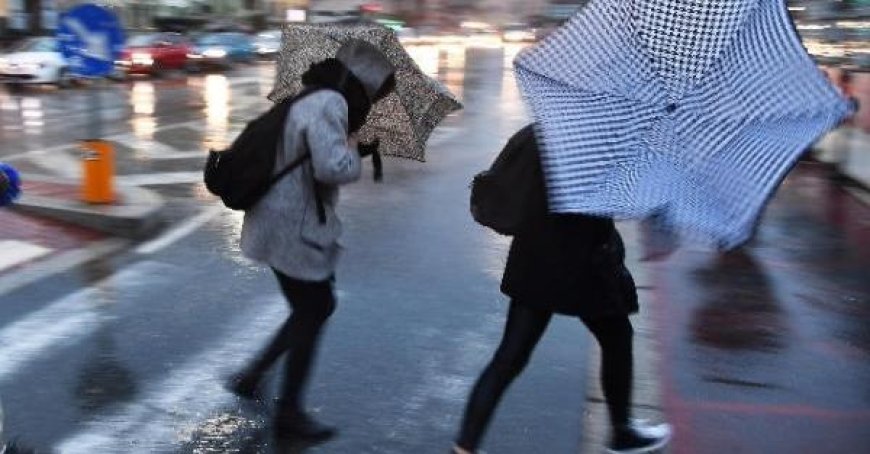 Alerte météo jaune émise par la Municipalité de Parme avec l’arrivée d’orages dans la ville et la province