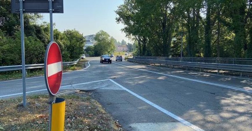 35-jähriger Mann von gestohlenem Auto angefahren, überlebt nicht