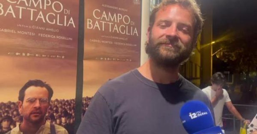 Alessandro Borghi bei Astra: “Ich habe 8 kg abgenommen, um in die Rolle zu schlüpfen. Der Elfmeter hilft mir” – Video