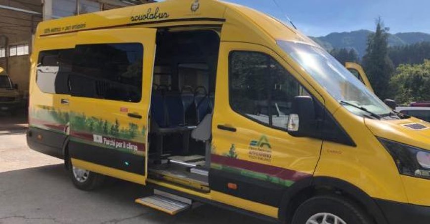 Children in Monchio and Bagnone ride on electric school buses in the Tuscan-Emilian Apennine National Park