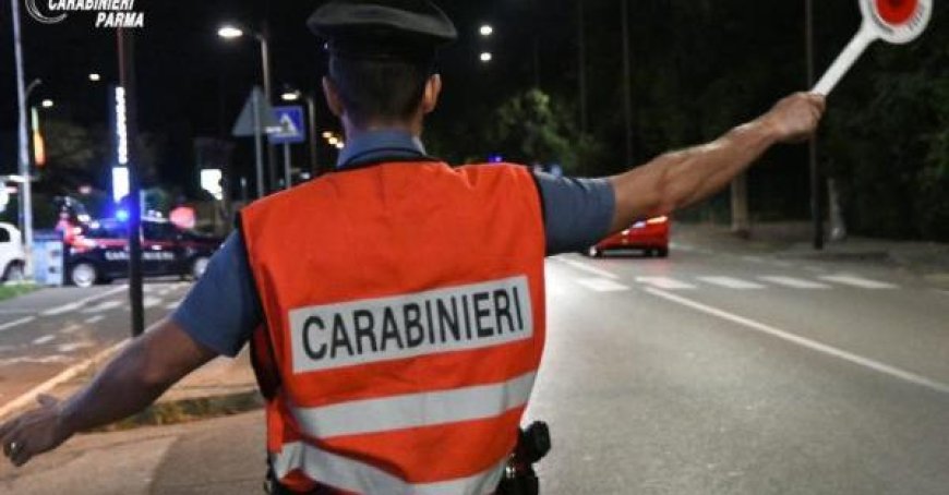 29-Jähriger schiebt Carabinieri und versucht in Via San Leonardo zu fliehen: Sein Glas enthielt Marihuana