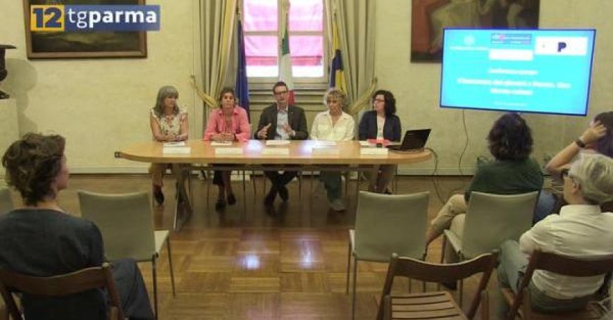 Jugendwohl in Parma: Eine Untersuchung, um zu erfahren, wie es den jungen Menschen in der Stadt geht – Video