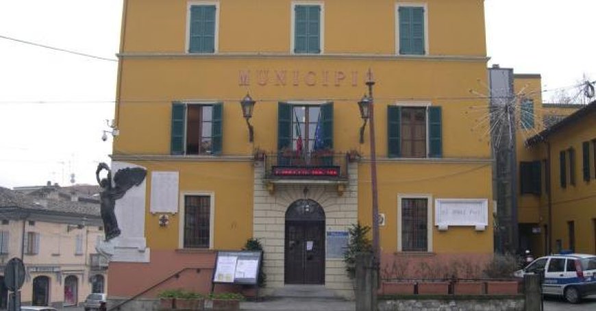 Kontrolleure treffen in Traversetolo ein, um Müllsituation zu überprüfen