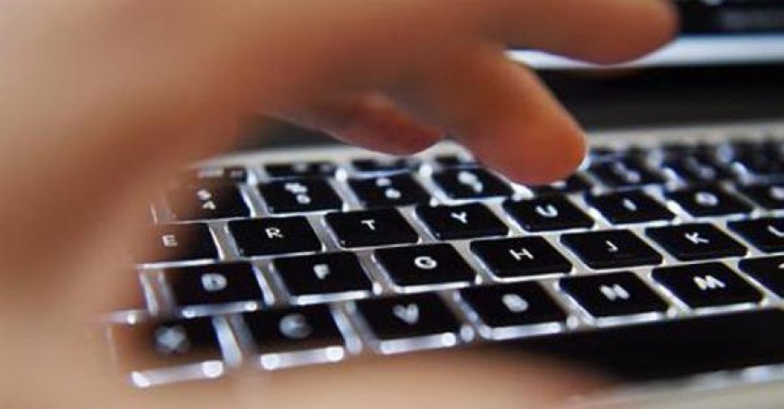 Hass im Netz: Erhöhung der Wachsamkeit